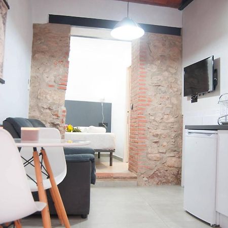 Caleros 8 Estudio - Apartamentos De La Parte Antigua De Caceres Exterior photo
